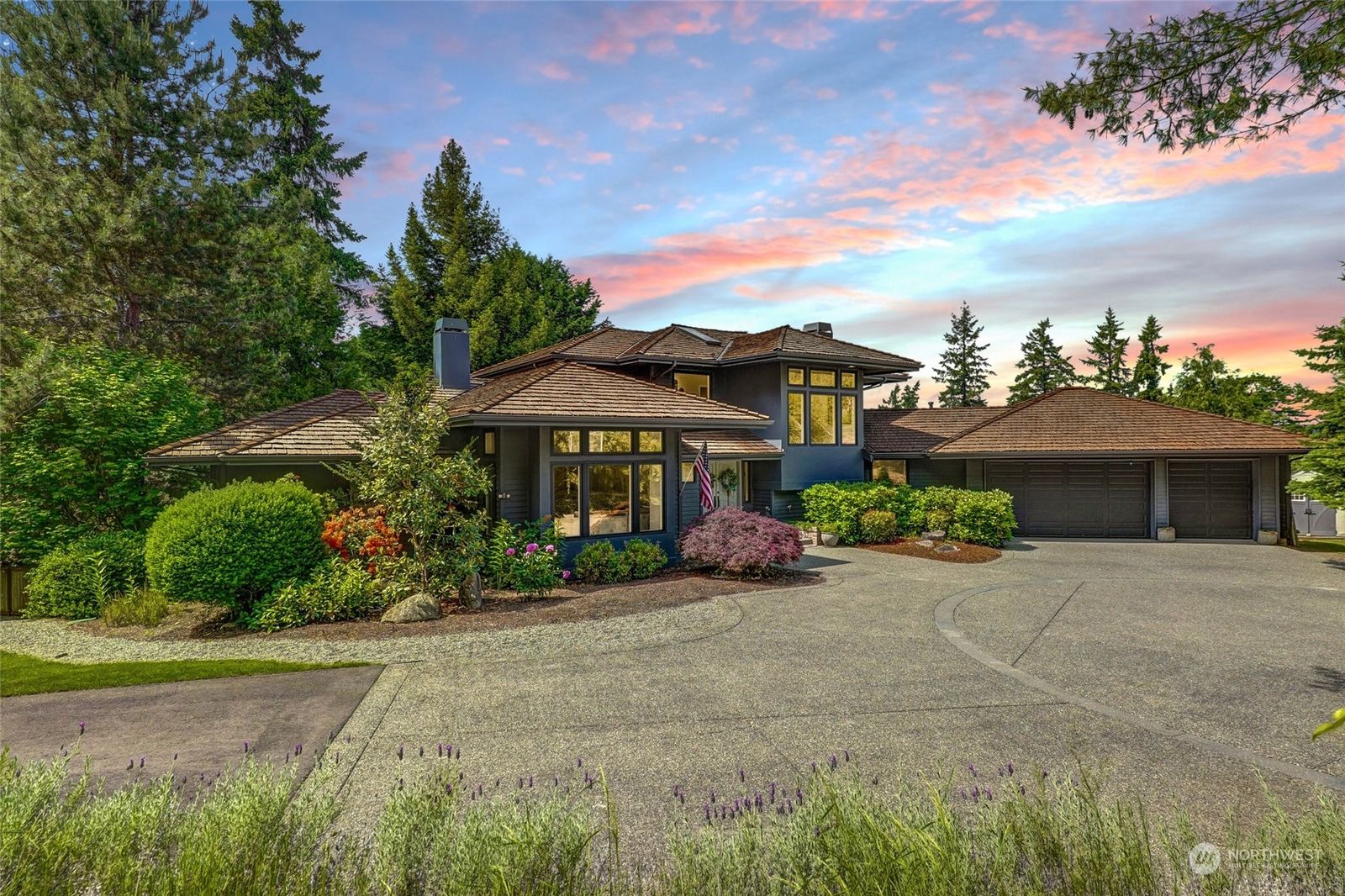 19514 SE 16th Street, Sammamish, at sunset with its circular drive